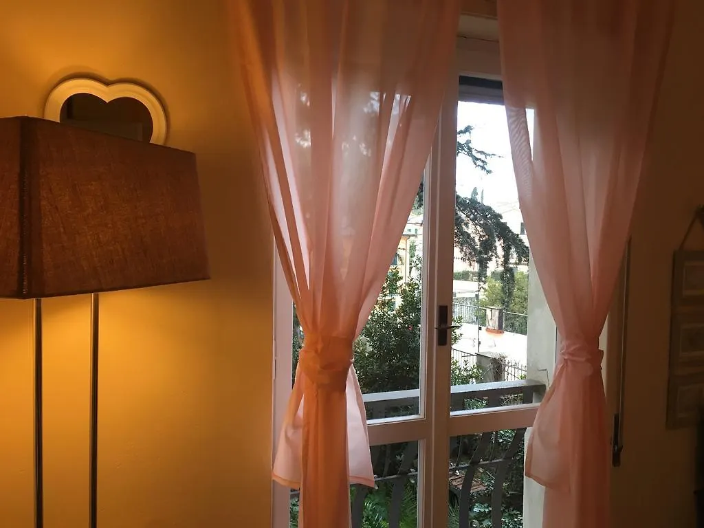 Palazzo Da Passano Bed & Breakfast Levanto Italy