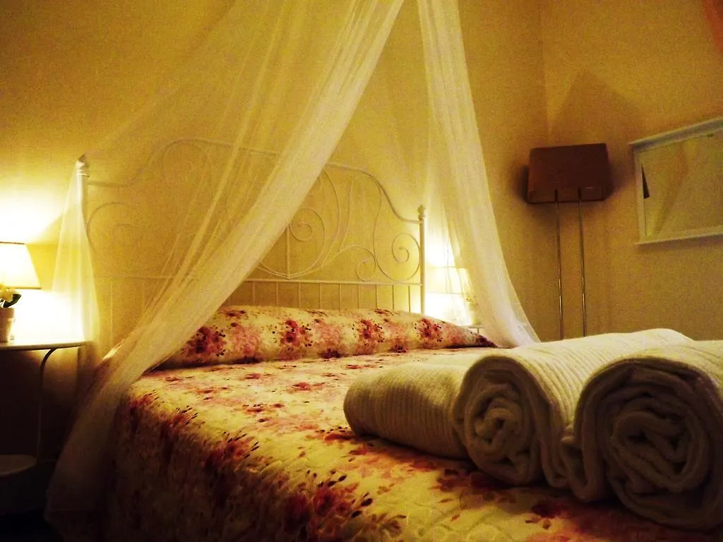 Palazzo Da Passano Bed & Breakfast Levanto 0*,